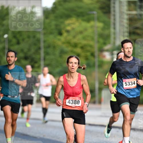06.09.2026 - CURREX Alsterlauf Dr. Thomas Lammeyer http://msf.ph/oto/10122131 06.09.2026 09:36:59 Laufen 4380, 5334 meine-sportfotos.de