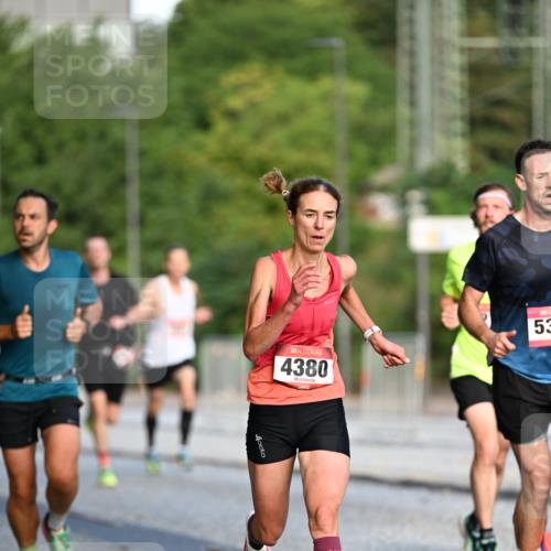 06.09.2026 - CURREX Alsterlauf Dr. Thomas Lammeyer http://msf.ph/oto/10122135 06.09.2026 09:36:59 Laufen 4380, 53 meine-sportfotos.de
