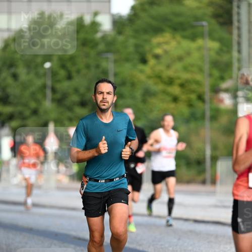 06.09.2026 - CURREX Alsterlauf Dr. Thomas Lammeyer http://msf.ph/oto/10122138 06.09.2026 09:37:00 Laufen  meine-sportfotos.de