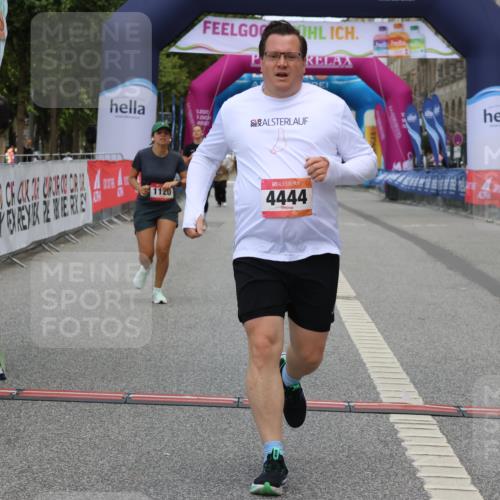 06.09.2026 - CURREX Alsterlauf Strokosch-Dieckow http://msf.ph/oto/10122142 06.09.2026 12:06:10 Ziel 1120, 1205, 1206, 4444 meine-sportfotos.de
