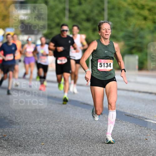 06.09.2026 - CURREX Alsterlauf Dr. Thomas Lammeyer http://msf.ph/oto/10122192 06.09.2026 09:37:12 Laufen 5134 meine-sportfotos.de