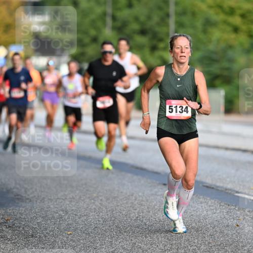 06.09.2026 - CURREX Alsterlauf Dr. Thomas Lammeyer http://msf.ph/oto/10122193 06.09.2026 09:37:12 Laufen 5134 meine-sportfotos.de