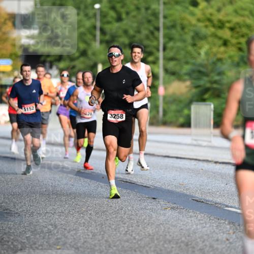 06.09.2026 - CURREX Alsterlauf Dr. Thomas Lammeyer http://msf.ph/oto/10122203 06.09.2026 09:37:13 Laufen 152, 3258, 5134 meine-sportfotos.de
