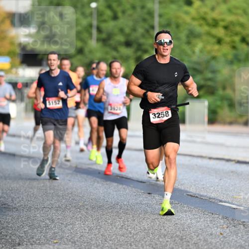 06.09.2026 - CURREX Alsterlauf Dr. Thomas Lammeyer http://msf.ph/oto/10122216 06.09.2026 09:37:14 Laufen 152, 3928, 3258 meine-sportfotos.de
