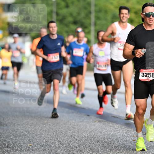 06.09.2026 - CURREX Alsterlauf Dr. Thomas Lammeyer http://msf.ph/oto/10122230 06.09.2026 09:37:16 Laufen 59, 3258, 0709 meine-sportfotos.de