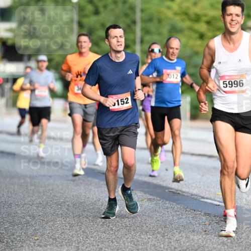 06.09.2026 - CURREX Alsterlauf Dr. Thomas Lammeyer http://msf.ph/oto/10122240 06.09.2026 09:37:17 Laufen 152, 012, 5996 meine-sportfotos.de