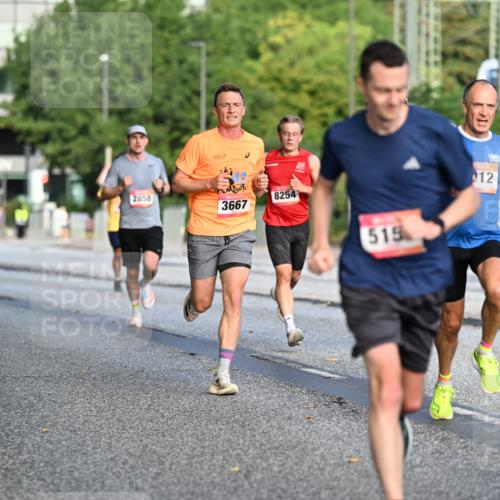 06.09.2026 - CURREX Alsterlauf Dr. Thomas Lammeyer http://msf.ph/oto/10122243 06.09.2026 09:37:19 Laufen 2858, 8254, 3667, 515, 12 meine-sportfotos.de