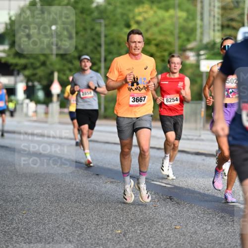 06.09.2026 - CURREX Alsterlauf Dr. Thomas Lammeyer http://msf.ph/oto/10122248 06.09.2026 09:37:19 Laufen 2858, 3667, 8254, 502, 5152 meine-sportfotos.de