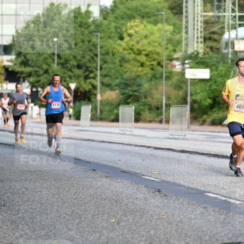 06.09.2026 - CURREX Alsterlauf Dr. Thomas Lammeyer http://msf.ph/oto/10122280 06.09.2026 09:37:24 Laufen 5429, 4175, 4079 meine-sportfotos.de