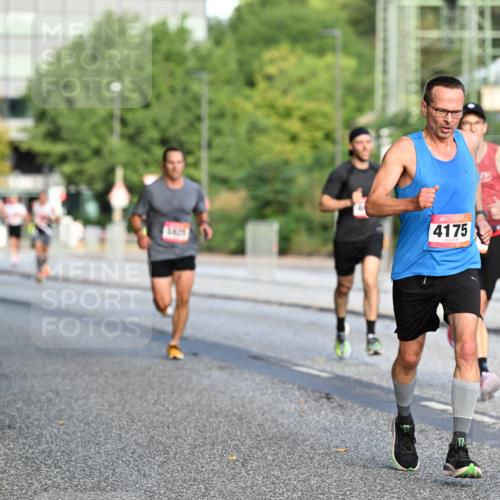 06.09.2026 - CURREX Alsterlauf Dr. Thomas Lammeyer http://msf.ph/oto/10122300 06.09.2026 09:37:28 Laufen 4175 meine-sportfotos.de