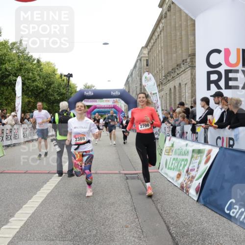 06.09.2026 - CURREX Alsterlauf Yannick Fuchs http://msf.ph/oto/10122367 06.09.2026 10:02:15 Ziel 2147, 2389, 2513, 2700, 3090, 3613, 3728, 3800, 4097, 4459, 4734, 4872, 5109, 5485, 5539, 5540, 5728, 5772, 6207, 6383, 8175 meine-sportfotos.de