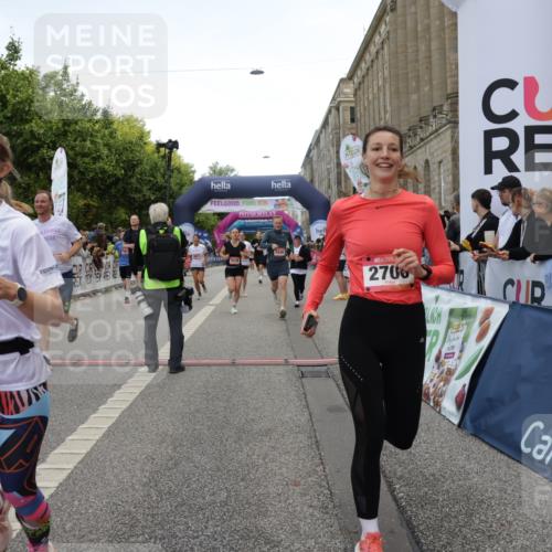 06.09.2026 - CURREX Alsterlauf Yannick Fuchs http://msf.ph/oto/10122411 06.09.2026 10:02:16 Ziel 2147, 2389, 2513, 2700, 3613, 3728, 3800, 4097, 4363, 4459, 4734, 4872, 5109, 5539, 5540, 5728, 5772, 5893, 6207, 6383, 8175 meine-sportfotos.de