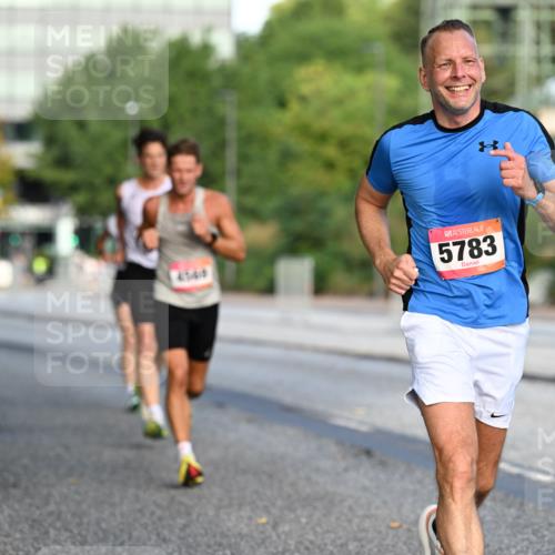 06.09.2026 - CURREX Alsterlauf Dr. Thomas Lammeyer http://msf.ph/oto/10122460 06.09.2026 09:37:46 Laufen 4565, 5783 meine-sportfotos.de