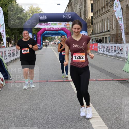 06.09.2026 - CURREX Alsterlauf Strokosch-Dieckow http://msf.ph/oto/10122471 06.09.2026 12:06:52 Ziel 1108, 1261, 1262 meine-sportfotos.de