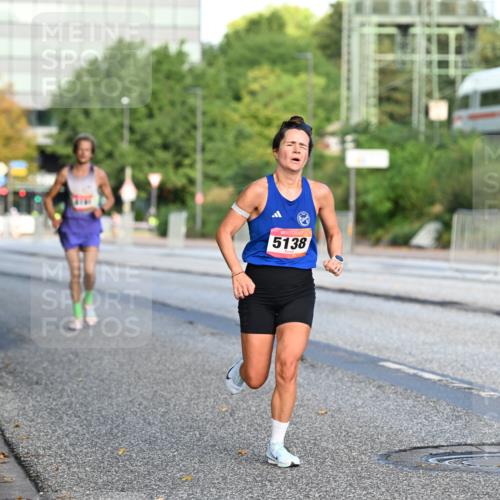 06.09.2026 - CURREX Alsterlauf Dr. Thomas Lammeyer http://msf.ph/oto/10122516 06.09.2026 09:37:57 Laufen 5138 meine-sportfotos.de