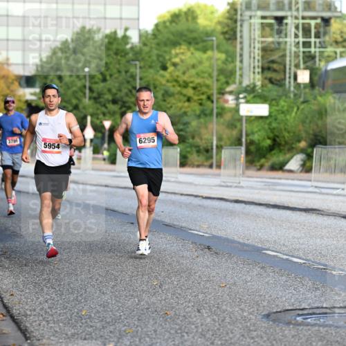06.09.2026 - CURREX Alsterlauf Dr. Thomas Lammeyer http://msf.ph/oto/10122596 06.09.2026 09:38:07 Laufen 129, 3786, 5954, 6295 meine-sportfotos.de