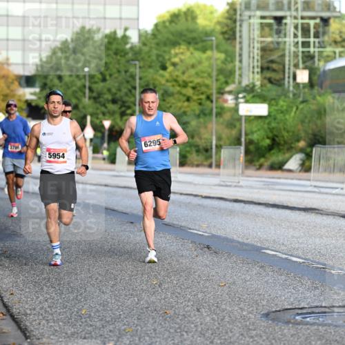 06.09.2026 - CURREX Alsterlauf Dr. Thomas Lammeyer http://msf.ph/oto/10122597 06.09.2026 09:38:07 Laufen 6129, 3786, 62950, 5954 meine-sportfotos.de