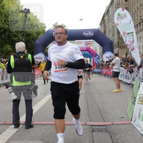 06.09.2026 - CURREX Alsterlauf Yannick Fuchs http://msf.ph/oto/10122629 06.09.2026 10:02:23 Ziel 2147, 2817, 3447, 3613, 4363, 4459, 4817, 4872, 5075, 5079, 5328, 5539, 5540, 5655, 5772, 5893, 6207, 6233, 6383 meine-sportfotos.de