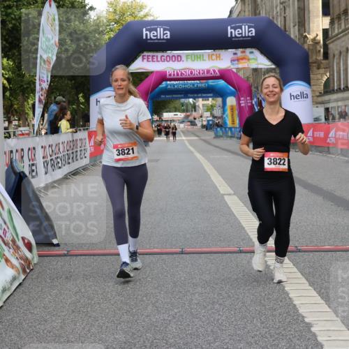 06.09.2026 - CURREX Alsterlauf Strokosch-Dieckow http://msf.ph/oto/10122707 06.09.2026 12:07:36 Ziel 1076, 3821, 3822 meine-sportfotos.de