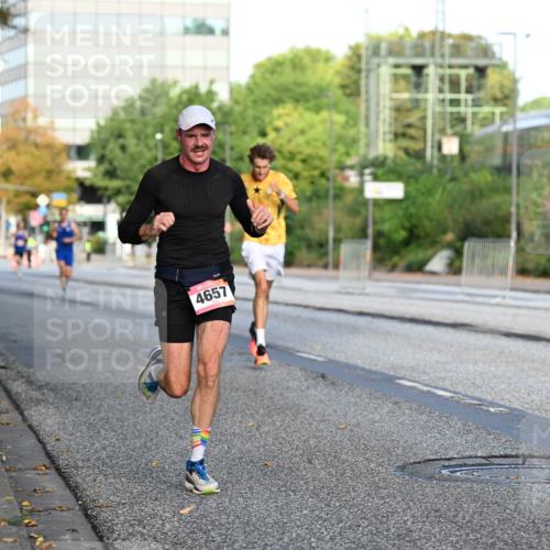 06.09.2026 - CURREX Alsterlauf Dr. Thomas Lammeyer http://msf.ph/oto/10122733 06.09.2026 09:38:21 Laufen 4657, 576 meine-sportfotos.de