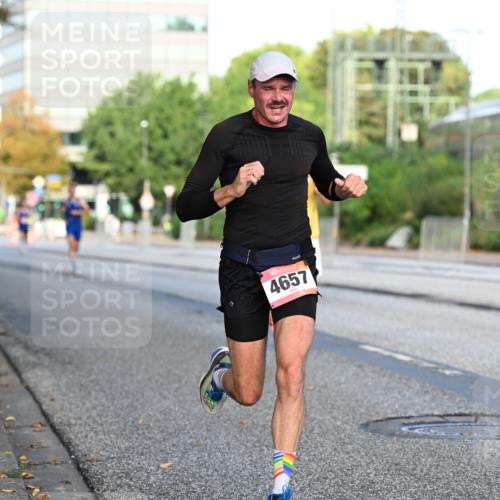 06.09.2026 - CURREX Alsterlauf Dr. Thomas Lammeyer http://msf.ph/oto/10122743 06.09.2026 09:38:21 Laufen 4657 meine-sportfotos.de