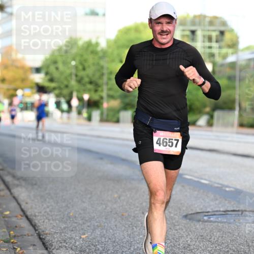06.09.2026 - CURREX Alsterlauf Dr. Thomas Lammeyer http://msf.ph/oto/10122747 06.09.2026 09:38:22 Laufen 4657 meine-sportfotos.de