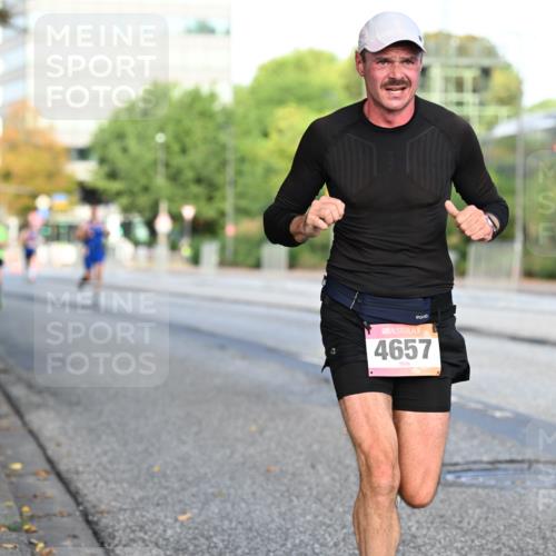 06.09.2026 - CURREX Alsterlauf Dr. Thomas Lammeyer http://msf.ph/oto/10122748 06.09.2026 09:38:22 Laufen 4657 meine-sportfotos.de