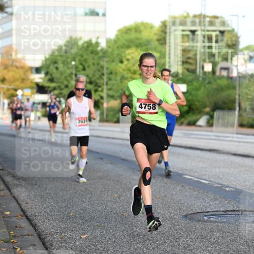 06.09.2026 - CURREX Alsterlauf Dr. Thomas Lammeyer http://msf.ph/oto/10122800 06.09.2026 09:38:28 Laufen 2631, 4758 meine-sportfotos.de