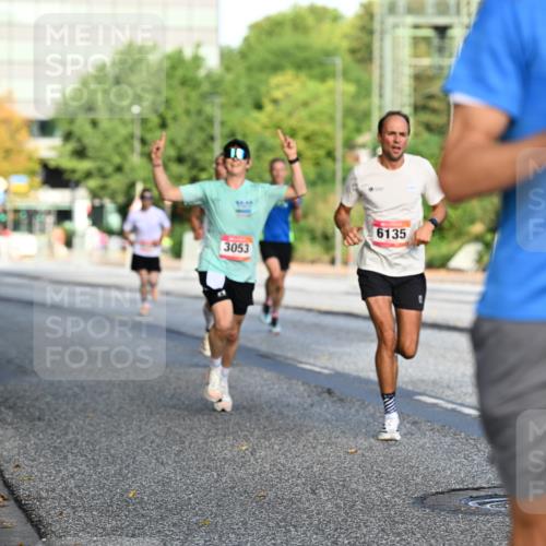 06.09.2026 - CURREX Alsterlauf Dr. Thomas Lammeyer http://msf.ph/oto/10122899 06.09.2026 09:38:39 Laufen 3053, 6135, 5514 meine-sportfotos.de
