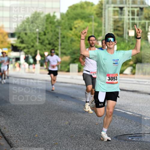 06.09.2026 - CURREX Alsterlauf Dr. Thomas Lammeyer http://msf.ph/oto/10122914 06.09.2026 09:38:41 Laufen 2044, 61, 567, 3053, 1 meine-sportfotos.de