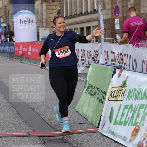 06.09.2026 - CURREX Alsterlauf Strokosch-Dieckow http://msf.ph/oto/10122924 06.09.2026 12:08:51 Ziel 4802 meine-sportfotos.de