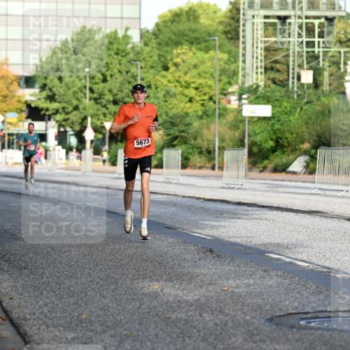 06.09.2026 - CURREX Alsterlauf Dr. Thomas Lammeyer http://msf.ph/oto/10123031 06.09.2026 09:38:52 Laufen 5673, 554 meine-sportfotos.de