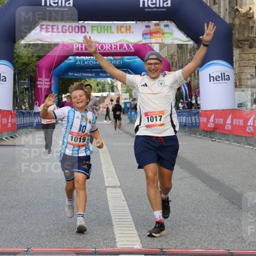 06.09.2026 - CURREX Alsterlauf Strokosch-Dieckow http://msf.ph/oto/10123211 06.09.2026 12:09:33 Ziel 1017, 1019 meine-sportfotos.de