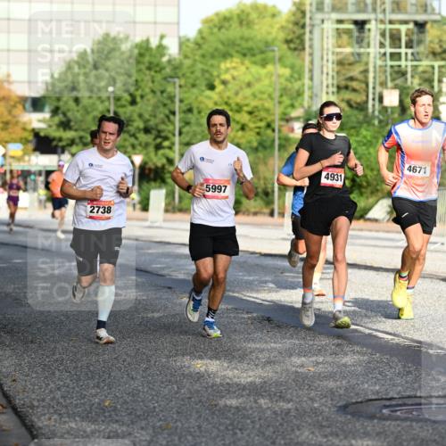 06.09.2026 - CURREX Alsterlauf Dr. Thomas Lammeyer http://msf.ph/oto/10123216 06.09.2026 09:39:14 Laufen 2738, 5997, 4931, 4671, 2608 meine-sportfotos.de