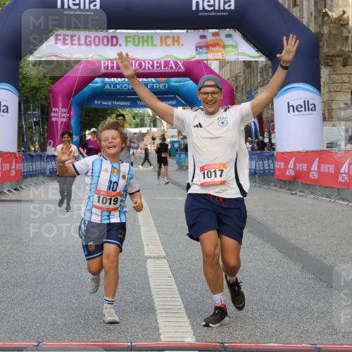 06.09.2026 - CURREX Alsterlauf Strokosch-Dieckow http://msf.ph/oto/10123222 06.09.2026 12:09:34 Ziel 1017, 1019 meine-sportfotos.de