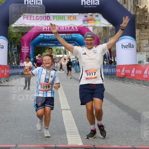 06.09.2026 - CURREX Alsterlauf Strokosch-Dieckow http://msf.ph/oto/10123231 06.09.2026 12:09:34 Ziel 1017, 1019 meine-sportfotos.de