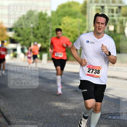 06.09.2026 - CURREX Alsterlauf Dr. Thomas Lammeyer http://msf.ph/oto/10123242 06.09.2026 09:39:16 Laufen 2738, 5997 meine-sportfotos.de
