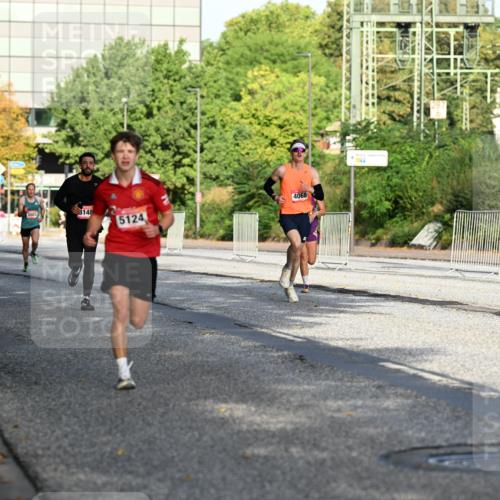 06.09.2026 - CURREX Alsterlauf Dr. Thomas Lammeyer http://msf.ph/oto/10123275 06.09.2026 09:39:20 Laufen 4068, 6127, 2003, 148, 4535, 4, 5124 meine-sportfotos.de
