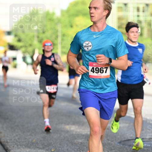06.09.2026 - CURREX Alsterlauf Dr. Thomas Lammeyer http://msf.ph/oto/10123380 06.09.2026 09:39:32 Laufen 4967 meine-sportfotos.de