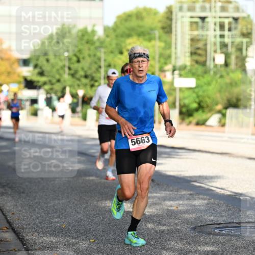 06.09.2026 - CURREX Alsterlauf Dr. Thomas Lammeyer http://msf.ph/oto/10123447 06.09.2026 09:39:40 Laufen 5663 meine-sportfotos.de
