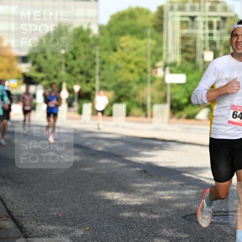 06.09.2026 - CURREX Alsterlauf Dr. Thomas Lammeyer http://msf.ph/oto/10123473 06.09.2026 09:39:43 Laufen 6472 meine-sportfotos.de