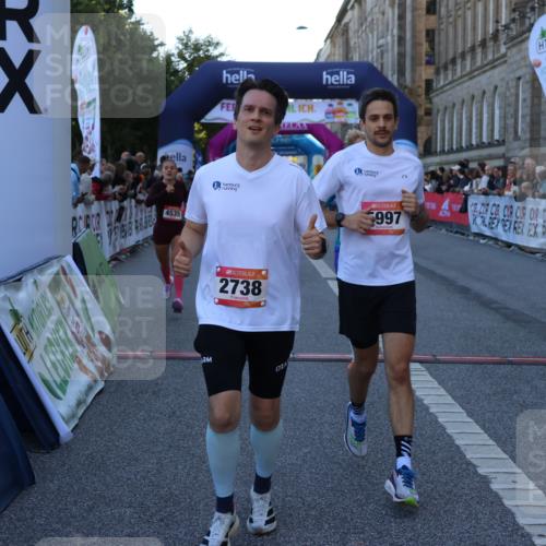 06.09.2026 - CURREX Alsterlauf Strokosch-Dieckow http://msf.ph/oto/10123500 06.09.2026 09:42:04 Ziel 2606, 2738, 3592, 3714, 4068, 4241, 4535, 4854, 4931, 4967, 5112, 5124, 5997, 6375, 8057, 8148 meine-sportfotos.de