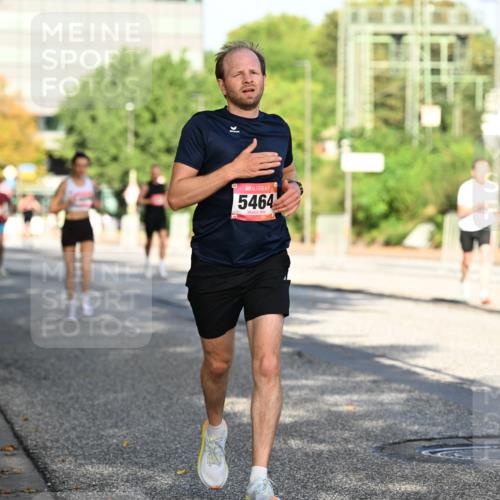 06.09.2026 - CURREX Alsterlauf Dr. Thomas Lammeyer http://msf.ph/oto/10123519 06.09.2026 09:39:49 Laufen 10, 5464, 6419 meine-sportfotos.de
