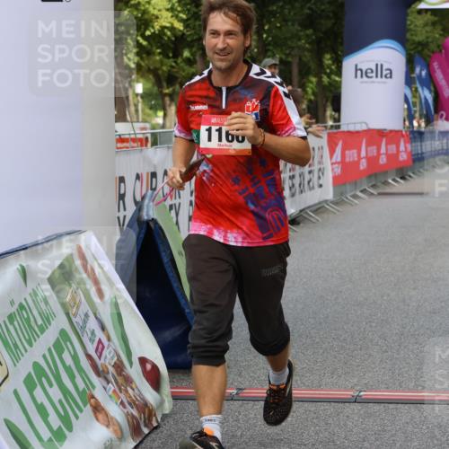 06.09.2026 - CURREX Alsterlauf Strokosch-Dieckow http://msf.ph/oto/10123520 06.09.2026 12:10:59 Ziel 1166, 1168, 1331 meine-sportfotos.de