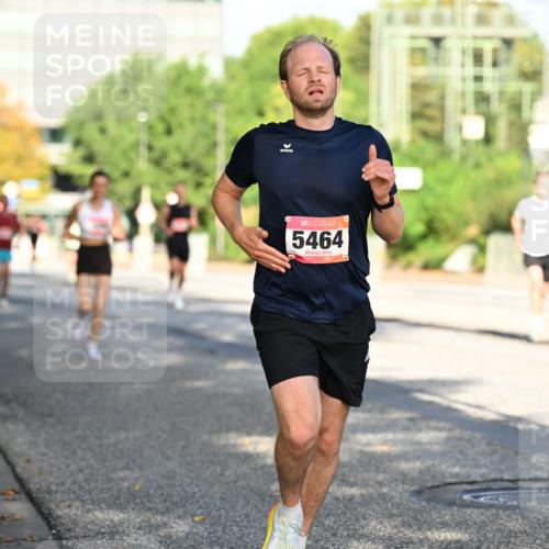 06.09.2026 - CURREX Alsterlauf Dr. Thomas Lammeyer http://msf.ph/oto/10123522 06.09.2026 09:39:49 Laufen 5464 meine-sportfotos.de