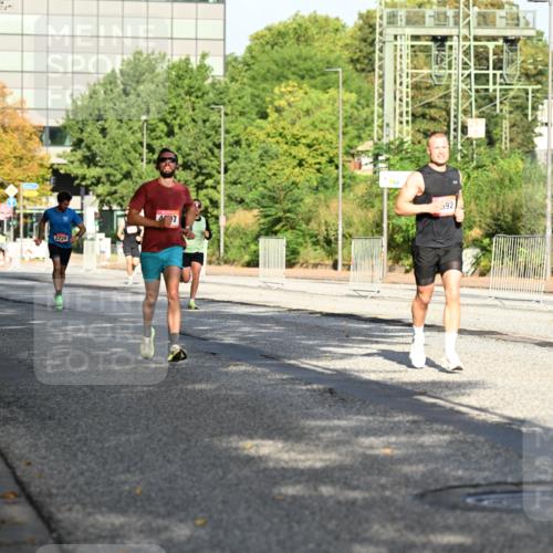 06.09.2026 - CURREX Alsterlauf Dr. Thomas Lammeyer http://msf.ph/oto/10123580 06.09.2026 09:39:54 Laufen 6376, 6381, 2729, 592 meine-sportfotos.de