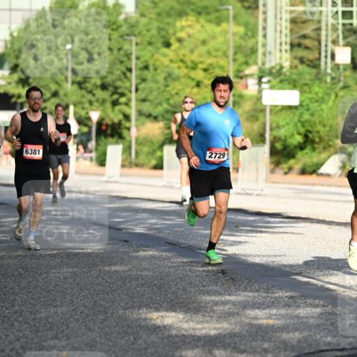 06.09.2026 - CURREX Alsterlauf Dr. Thomas Lammeyer http://msf.ph/oto/10123589 06.09.2026 09:39:58 Laufen 3815, 6376, 6381, 2729 meine-sportfotos.de
