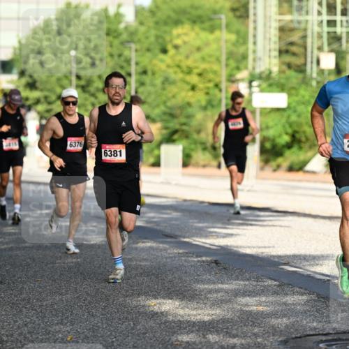 06.09.2026 - CURREX Alsterlauf Dr. Thomas Lammeyer http://msf.ph/oto/10123608 06.09.2026 09:40:00 Laufen 2416, 6376, 6381, 2729 meine-sportfotos.de