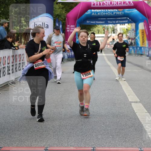 06.09.2026 - CURREX Alsterlauf Strokosch-Dieckow http://msf.ph/oto/10123658 06.09.2026 12:11:45 Ziel 1308, 1309 meine-sportfotos.de