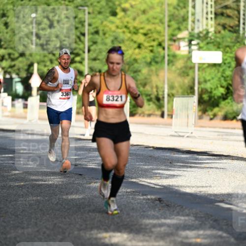 06.09.2026 - CURREX Alsterlauf Dr. Thomas Lammeyer http://msf.ph/oto/10123705 06.09.2026 09:40:10 Laufen 5950, 3361, 8321, 2715 meine-sportfotos.de
